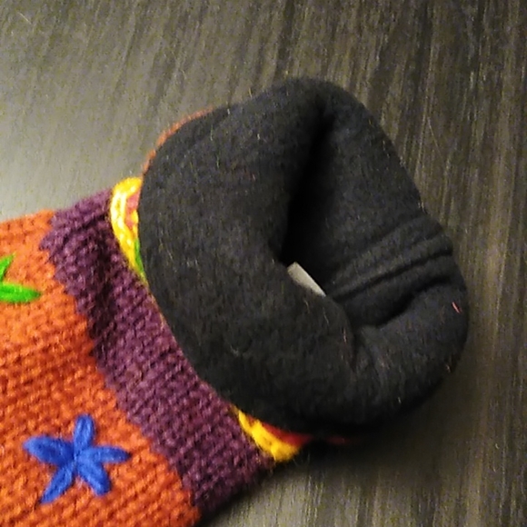 Wool fingerless gloves - Picture 8 of 8